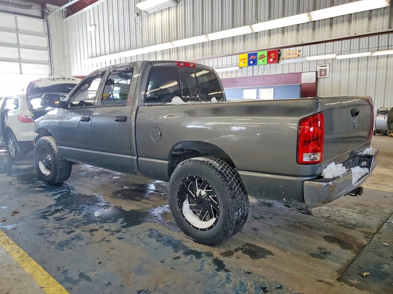 2005 Dodge Ram 1500 st