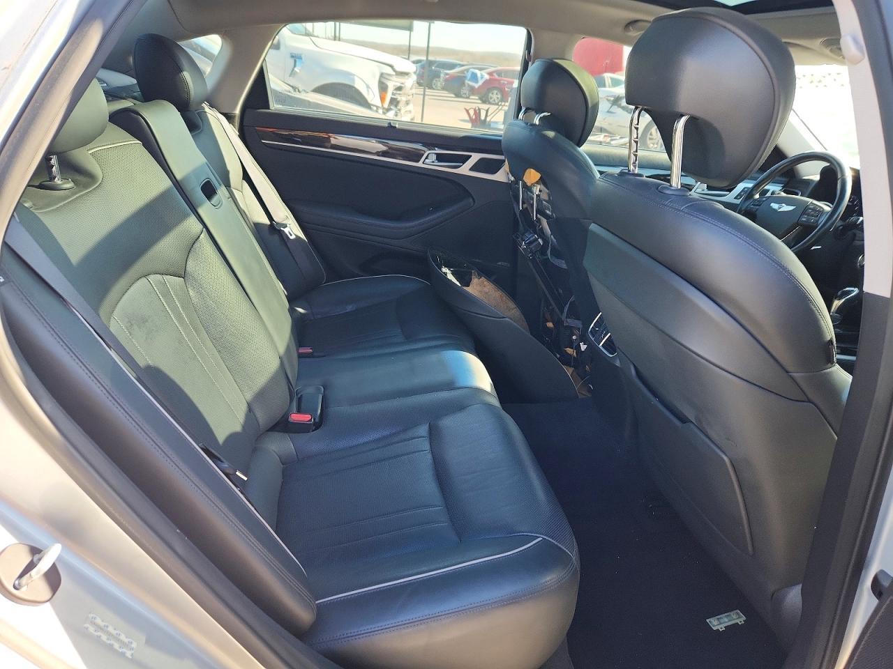 2015 Hyundai Genesis 3.8l