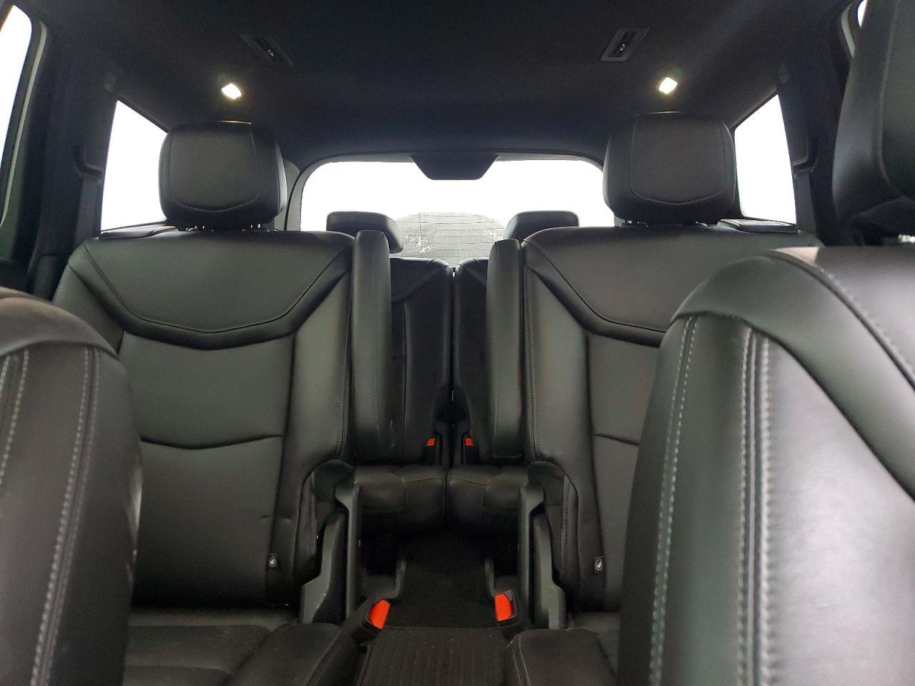 2023 Cadillac XT6 Sport