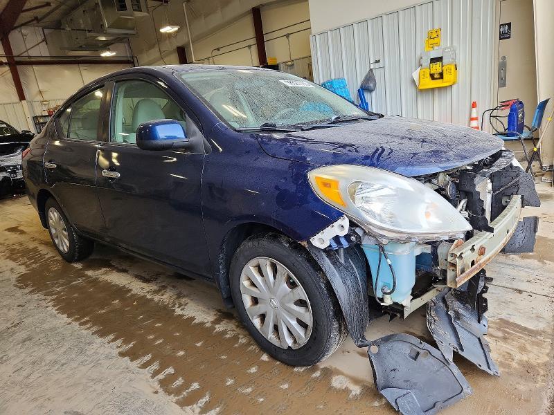 2013 Nissan Versa s