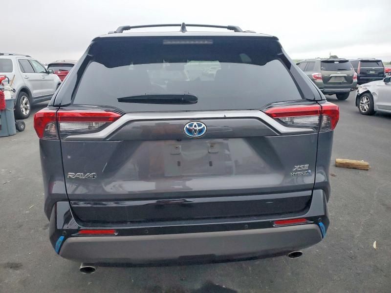 2020 Toyota Rav4 xse