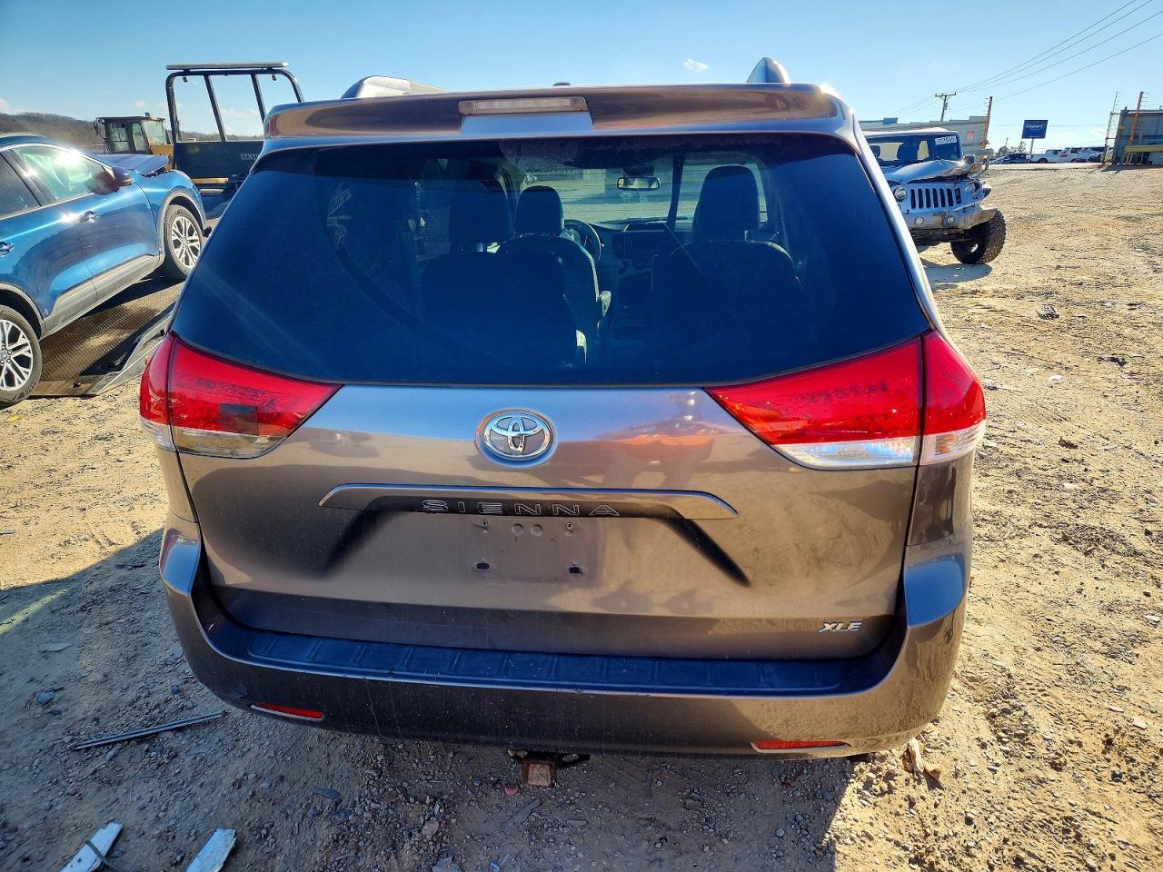 2011 Toyota Sienna xle