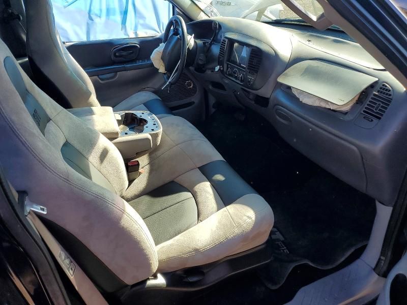 2002 Ford F150 svt Lightning