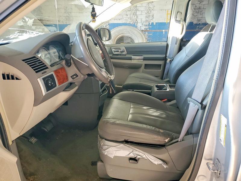 2008 Chrysler Town & Country Touring