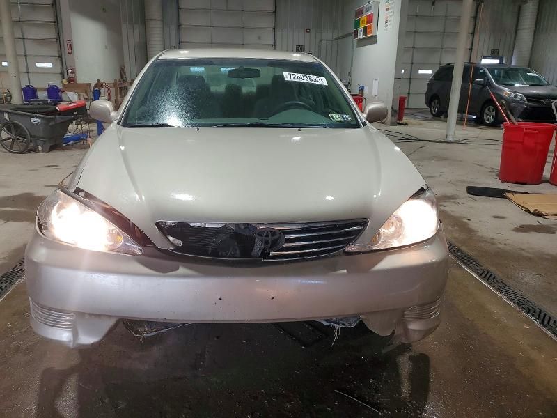2006 Toyota Camry le