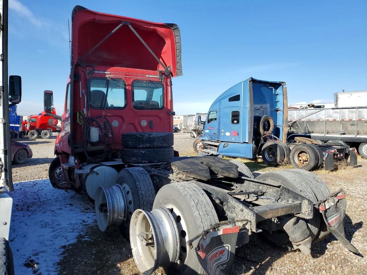 2019 Freightliner Cascadia 116 Semi Truck