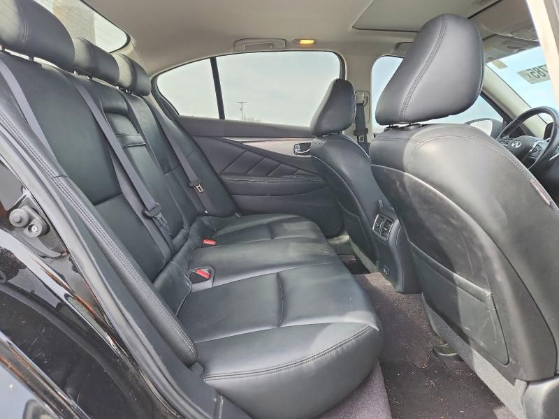 2021 Infiniti Q50 Luxe