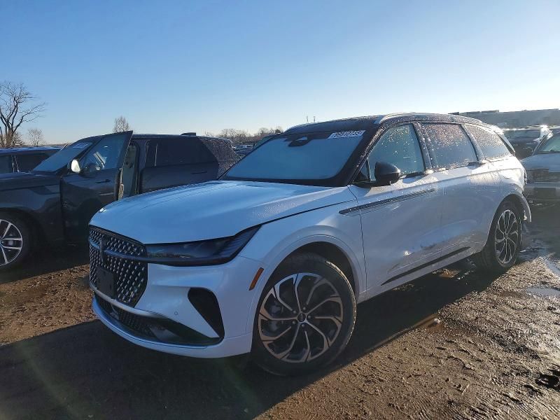 2025 Lincoln Nautilus Reserve