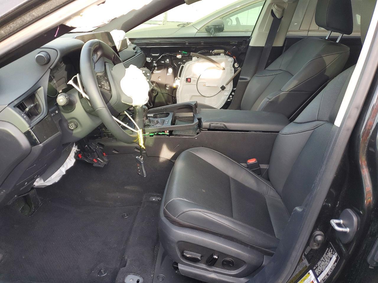 2025 Lexus Es 300h Base