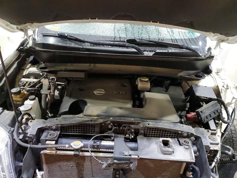 2016 Nissan Pathfinder s