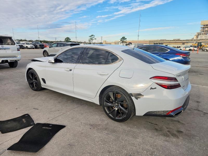 2022 Genesis G70 Base