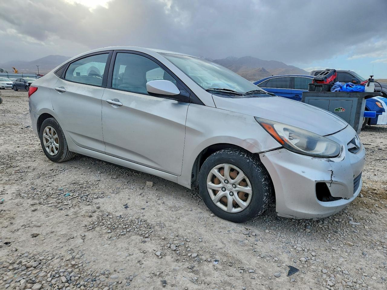 2013 Hyundai Accent gls