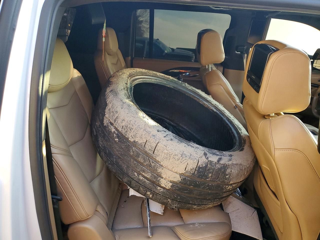 2020 Cadillac Escalade esv Platinum