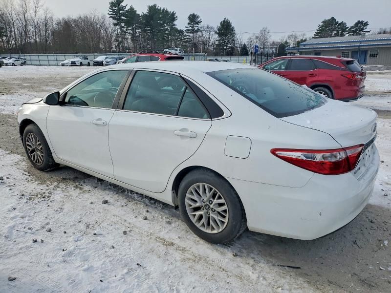 2016 Toyota Camry le