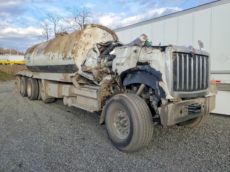 2024 International HX520-Tank Truck