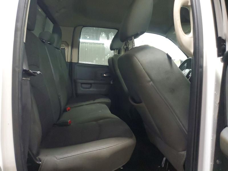 2015 Dodge Ram 1500 slt