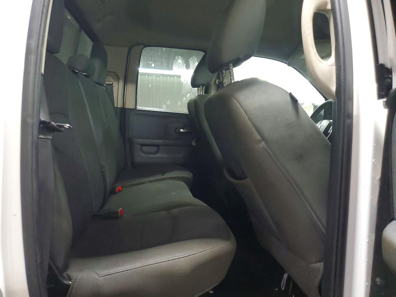 2015 Dodge Ram 1500 slt