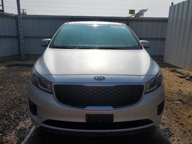 2017 KIA Sedona lx