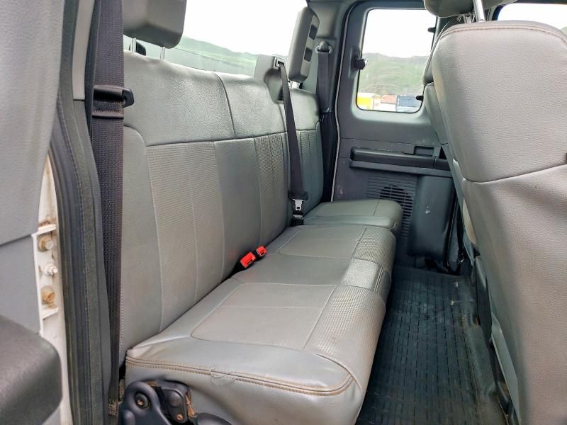 2015 Ford F350 Super