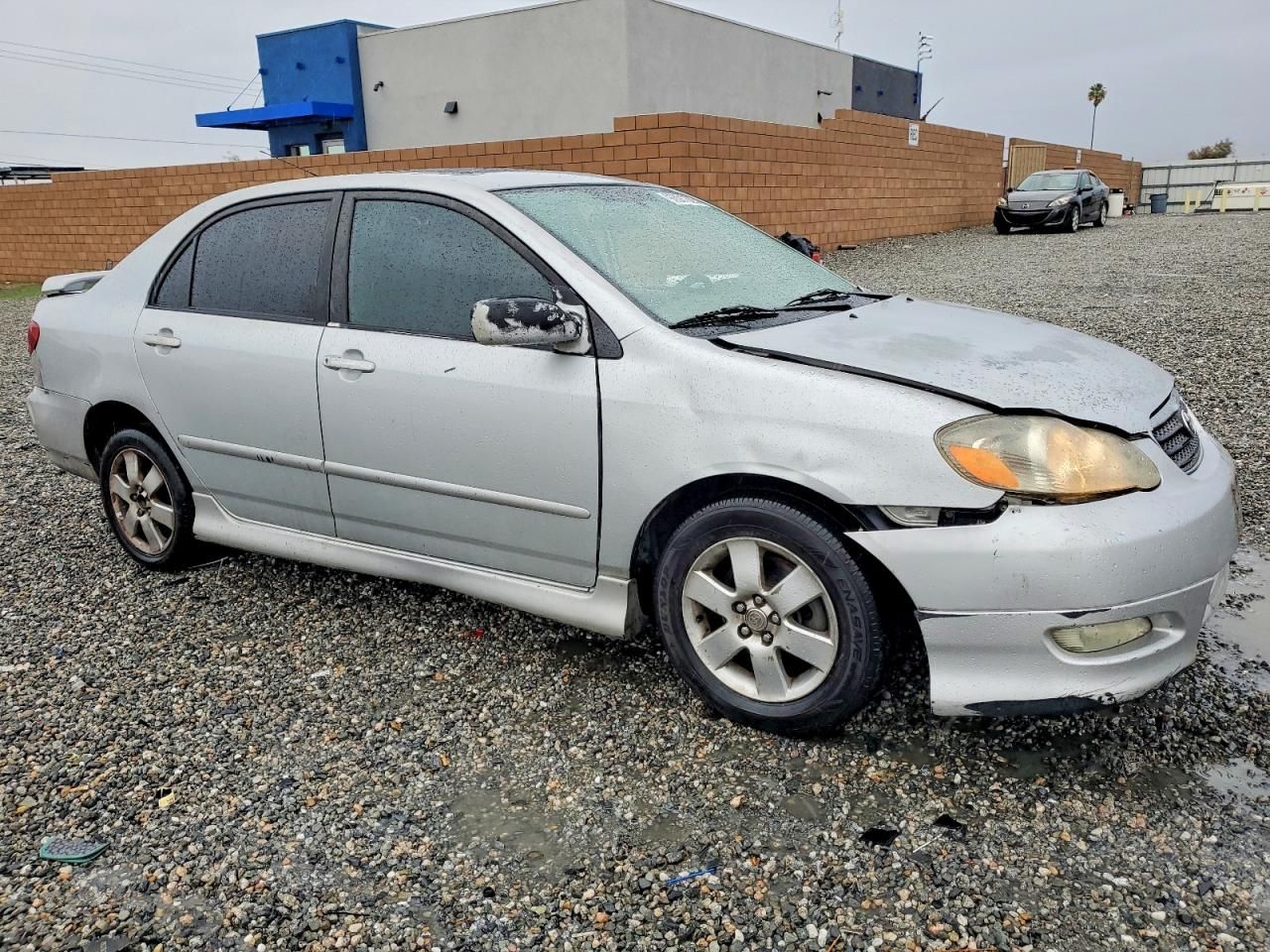 2005 Toyota Corolla ce