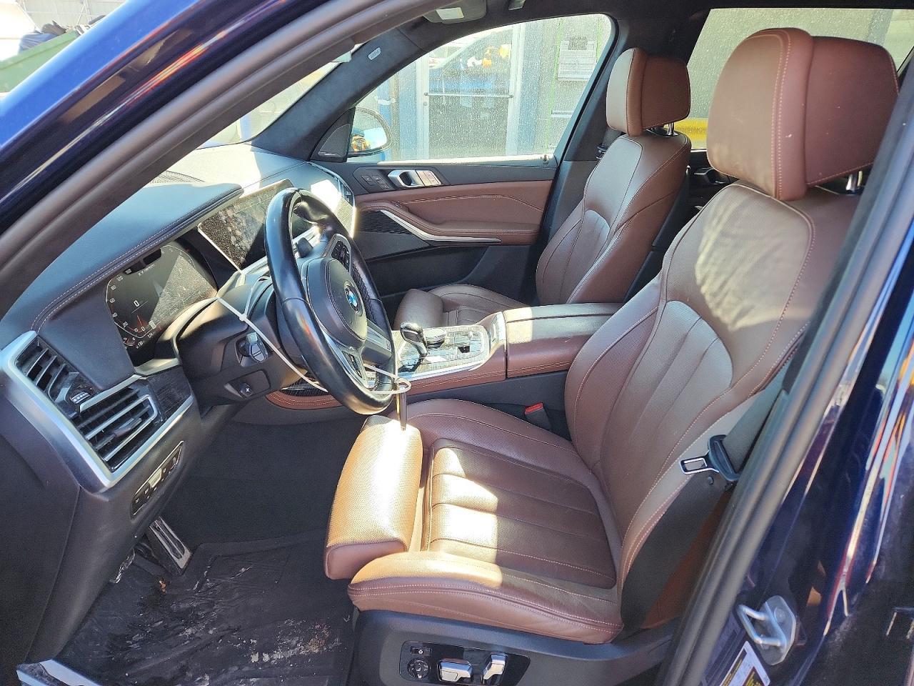 2022 BMW X7 M50i