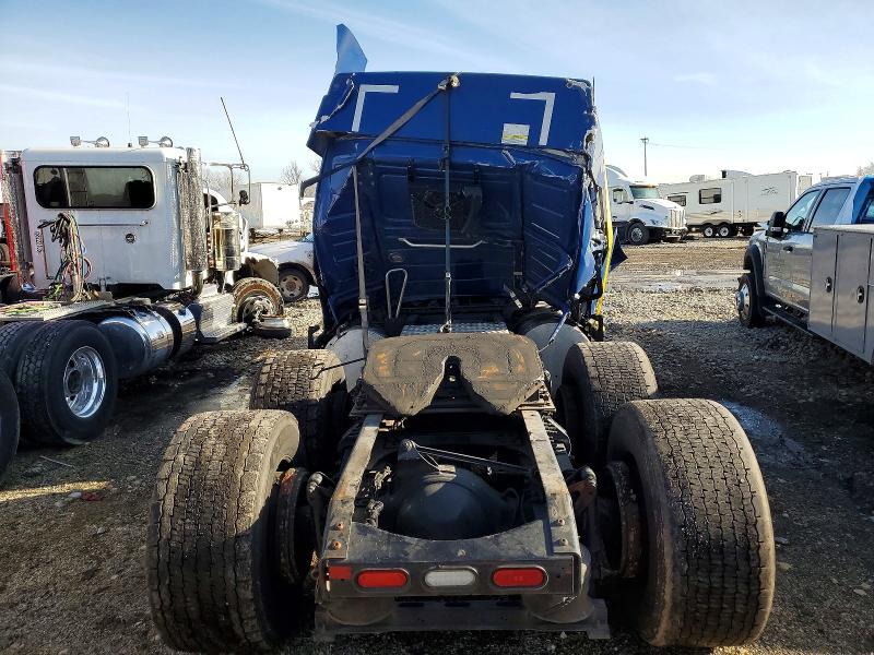 2020 Volv O VNR Semi Truck