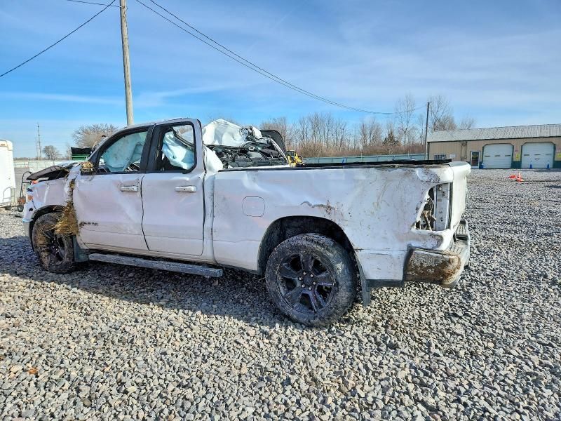 2022 Dodge Ram 1500 big Horn/lone Star