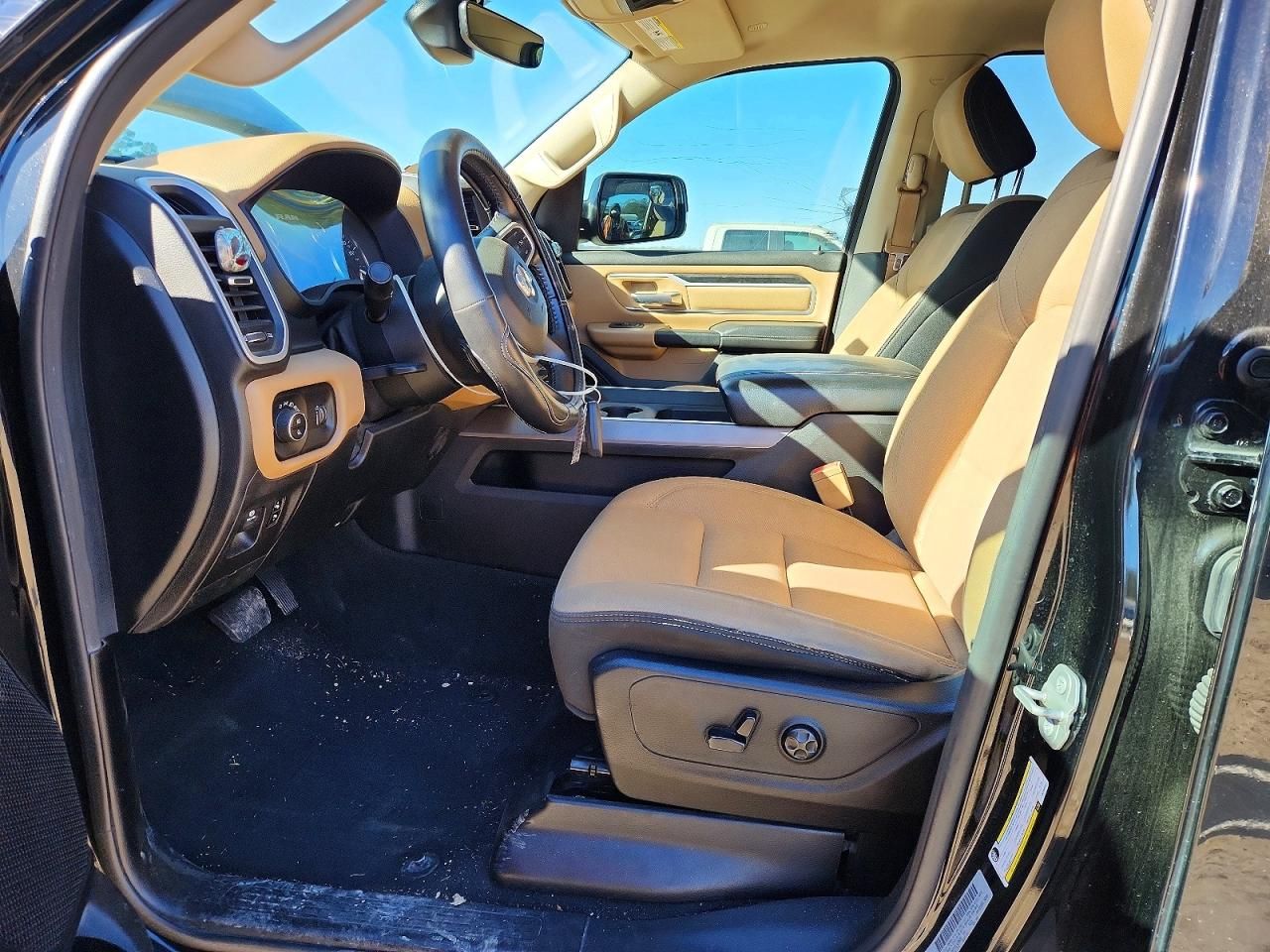 2020 Dodge Ram 1500 big Horn/lone Star