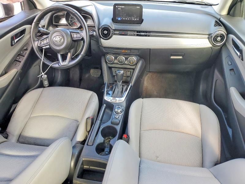 2020 Toyota Yaris le