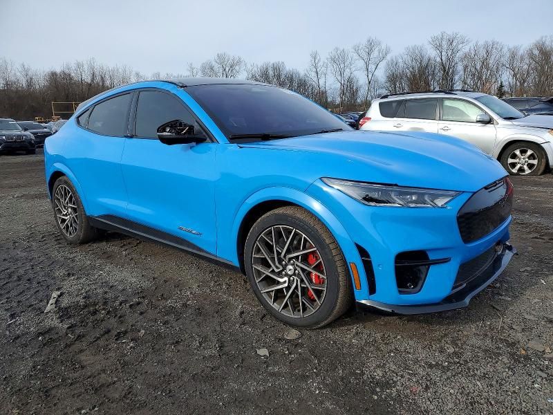 2023 Ford Mustang Mach-e gt