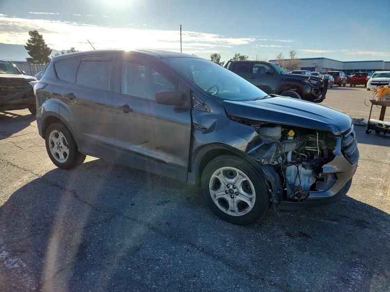 2017 Ford Escape s
