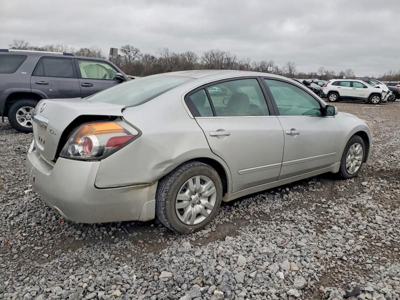 2011 Nissan Altima Base