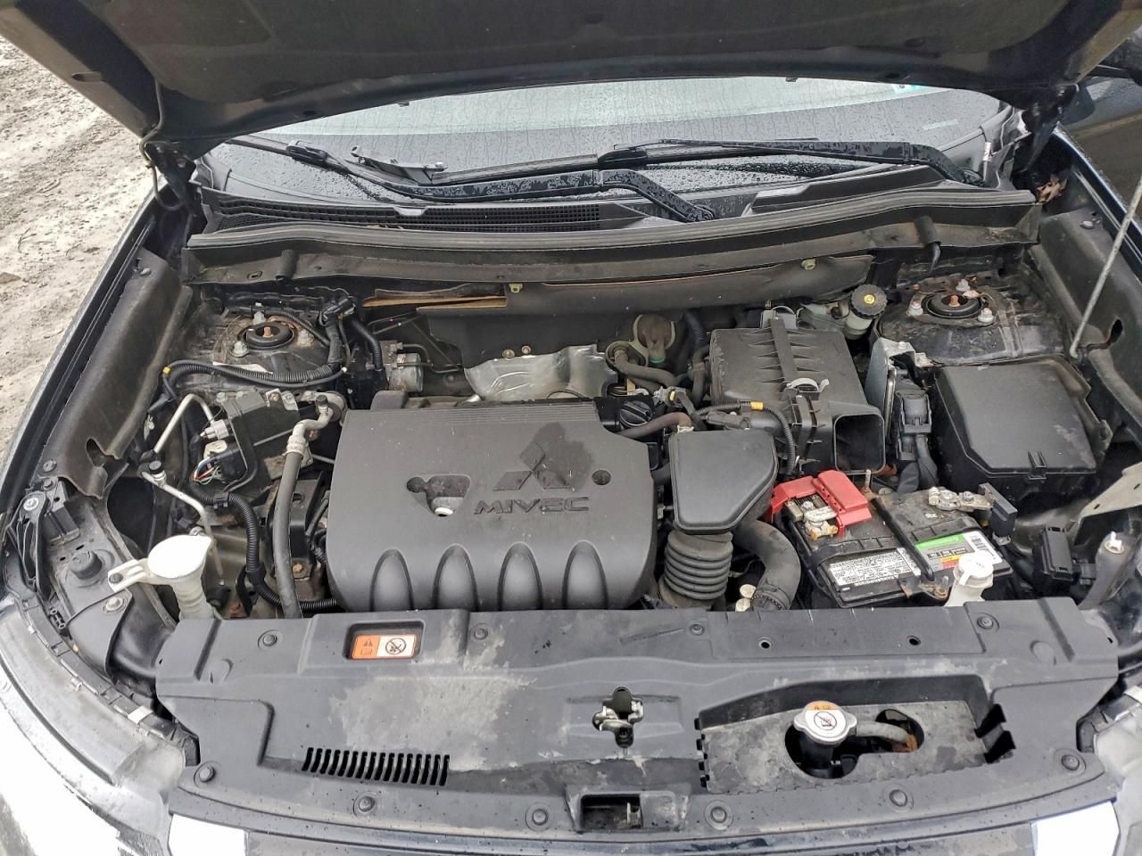 2020 Mitsubishi Outlander se