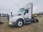 2017 Peterbilt 579