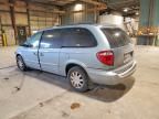 2004 Chrysler Town & Country Touring