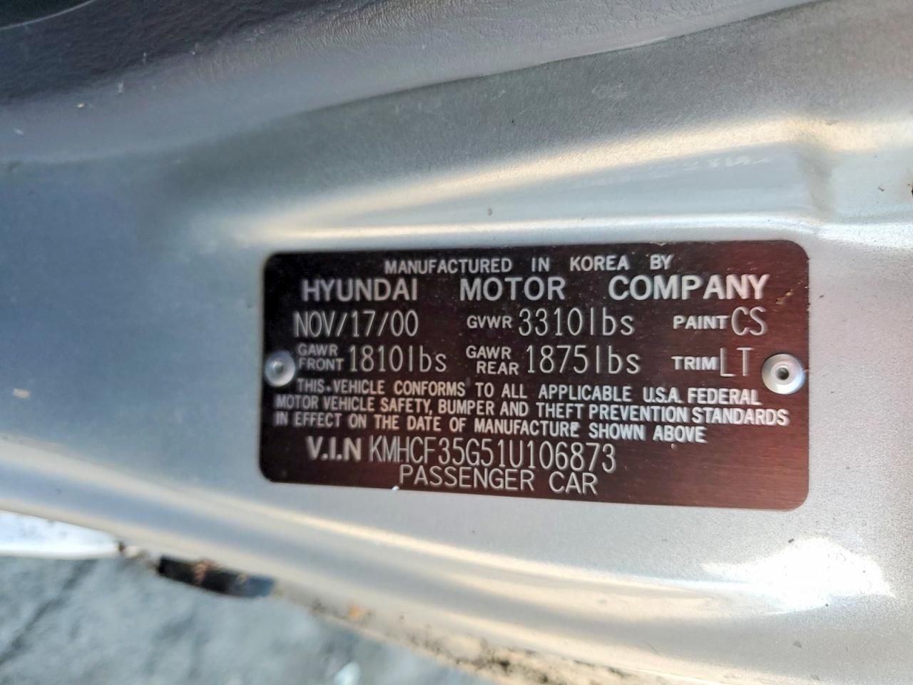 2001 Hyundai Accent l