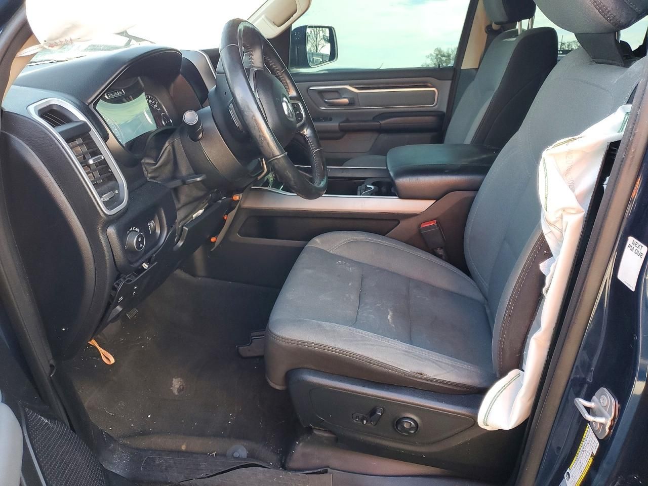 2020 Dodge Ram 1500 big Horn/lone Star