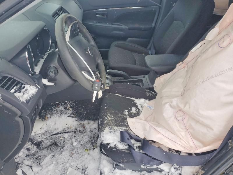 2025 Mitsubishi Outlander Sport s