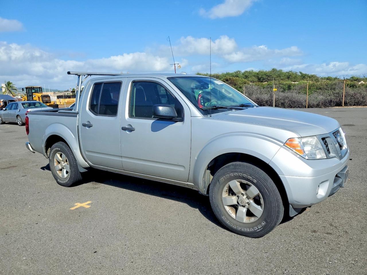 2013 Nissan Frontier s