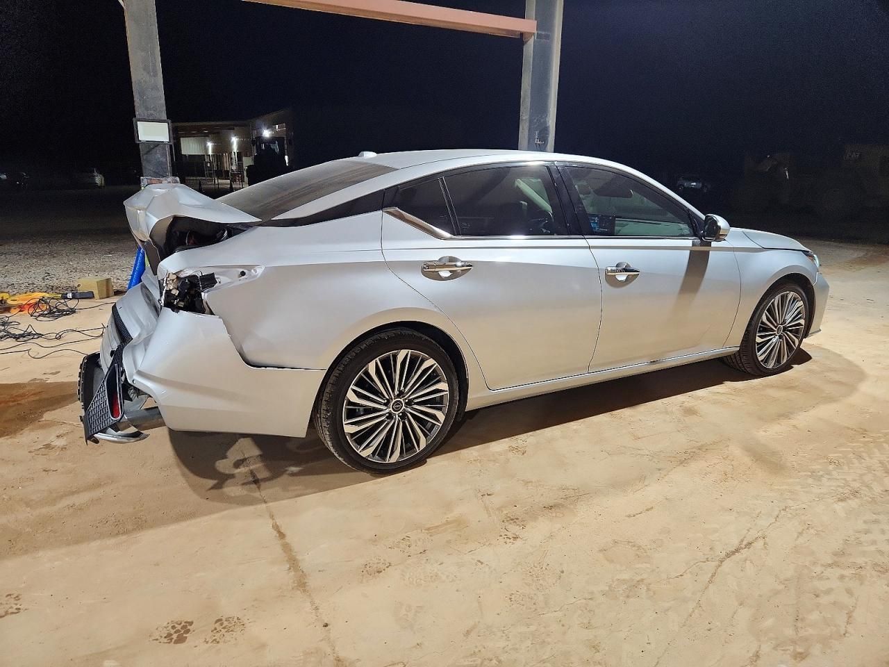 2023 Nissan Altima sl