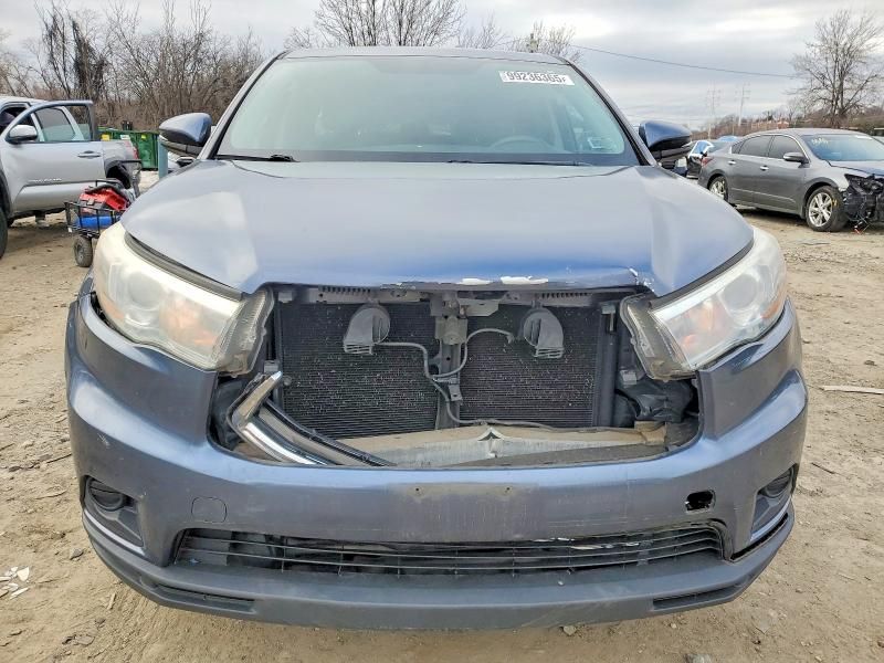 2016 Toyota Highlander le