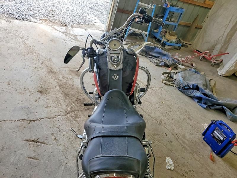 2010 Harley-Davidson Fxdc