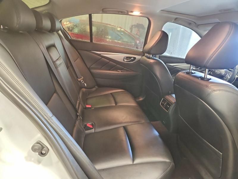 2021 Infiniti Q50 Luxe