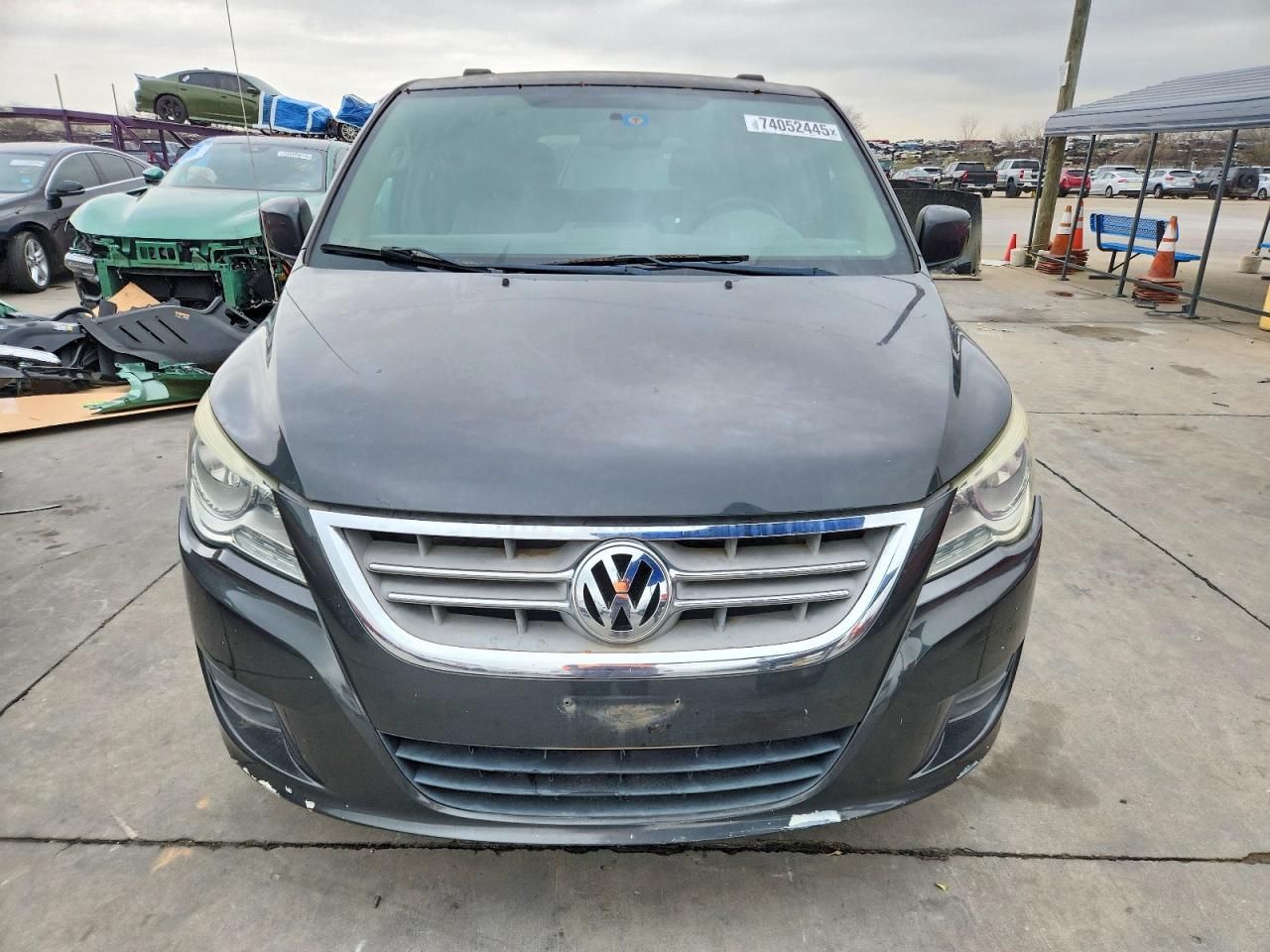 2011 Volkswagen Routan se