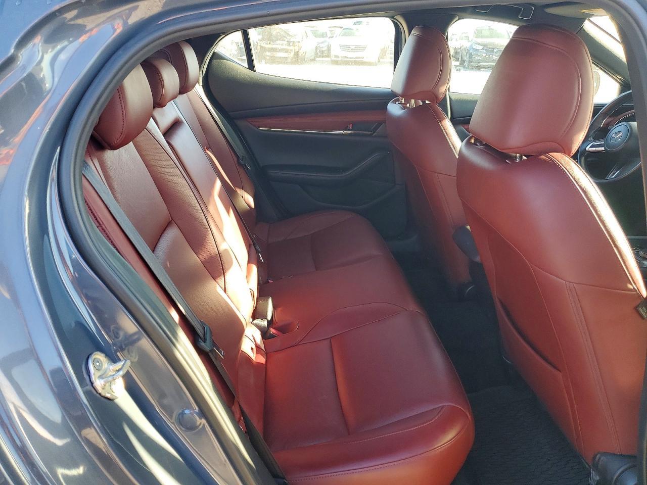 2020 Mazda 3 Premium