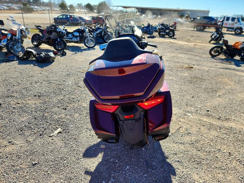 2025 Honda GL1800 D