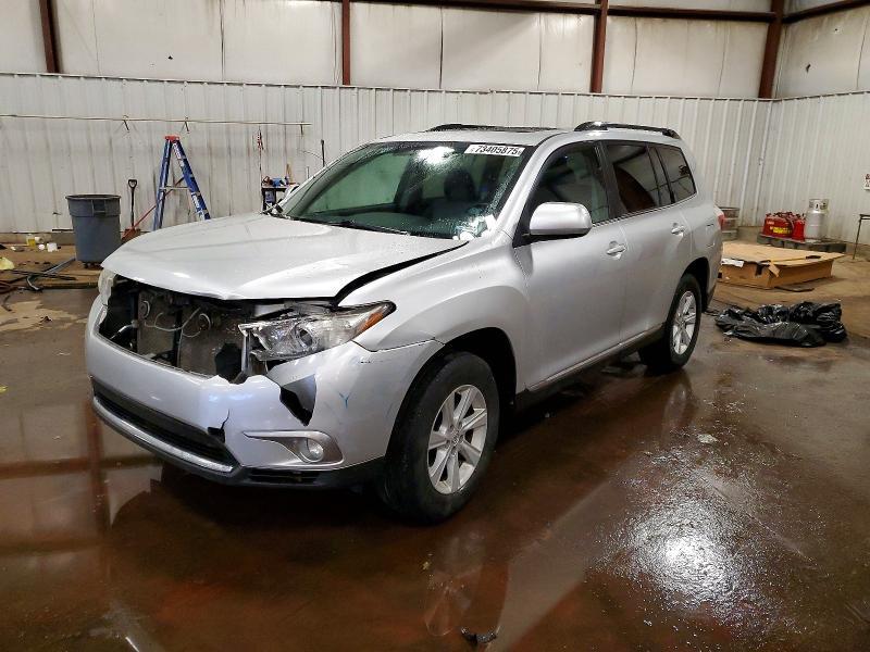 2013 Toyota Highlander se