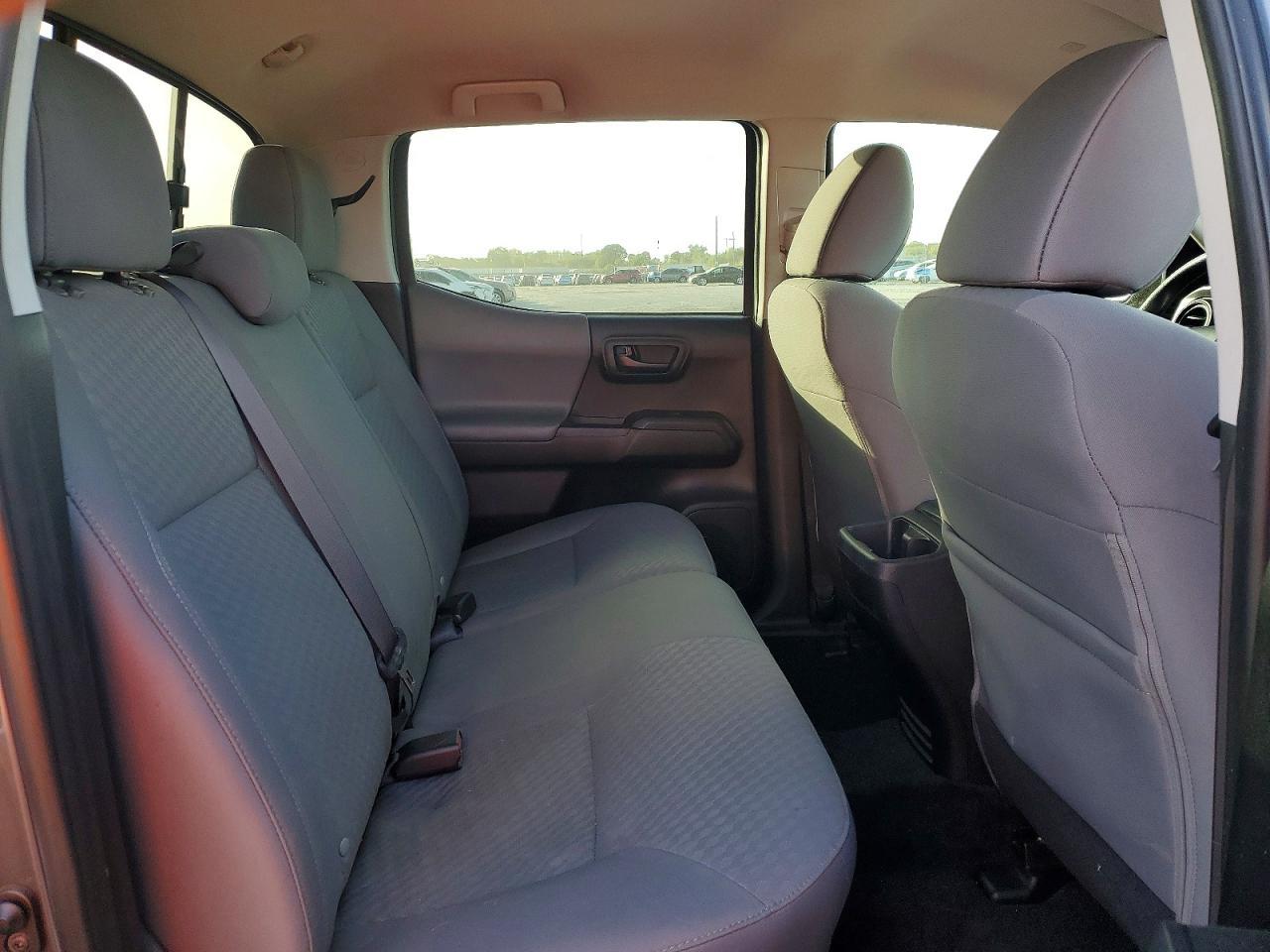 2021 Toyota Tacoma SR V6