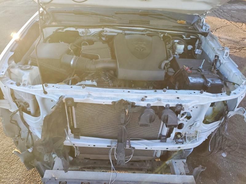 2017 Toyota Tacoma SR5 V6