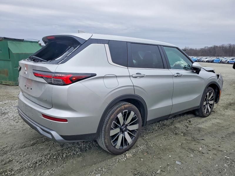 2025 Mitsubishi Outlander se